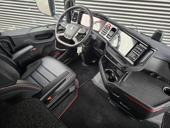 S660 V8 / 8x4 / HEAVY HAULAGE / 180T / !!NEW!!